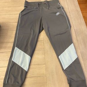 Nike Joggers